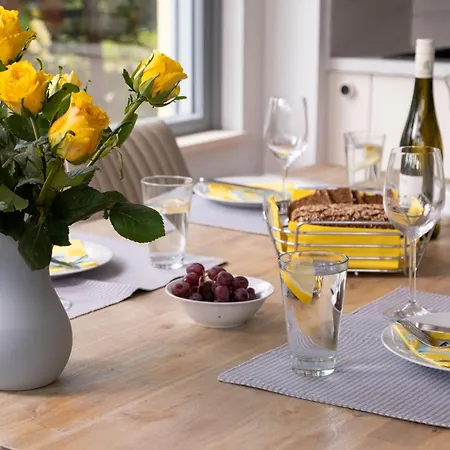 Ostsee - Reetdachhaus Nr 7 