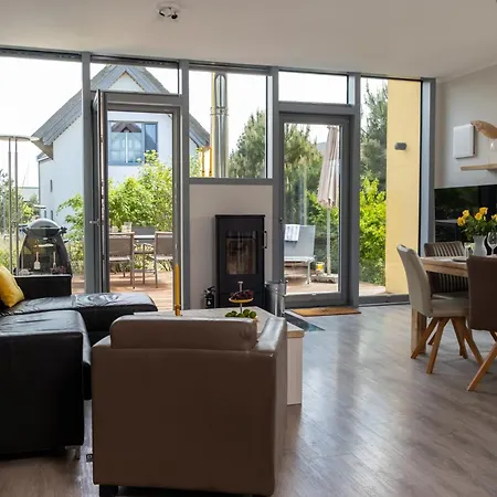 Ostsee - Reetdachhaus Nr 7 