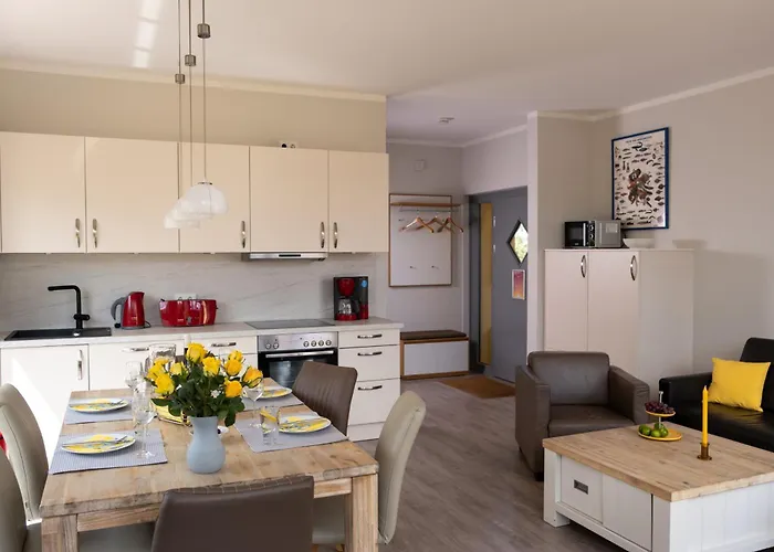 Feriehus Ostsee - Reetdachhaus Nr 7 